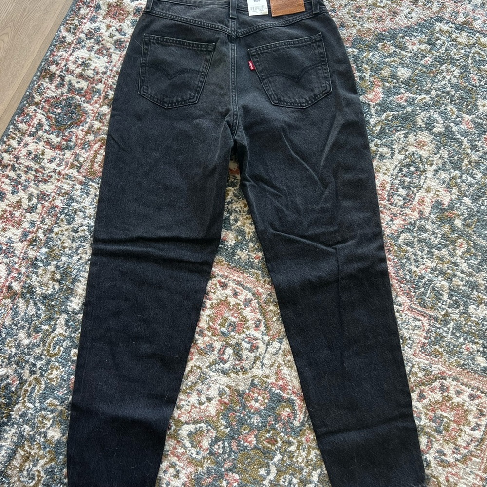 Levi’s 80s Mom Jeans - Picture 8 of 9
